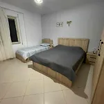 Rob's Seaview Appartamento